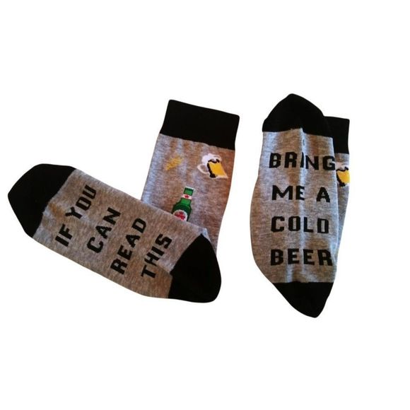 Novelty socks " if‎ you can read this bring me A cold beer" - Picture 4 of 6
